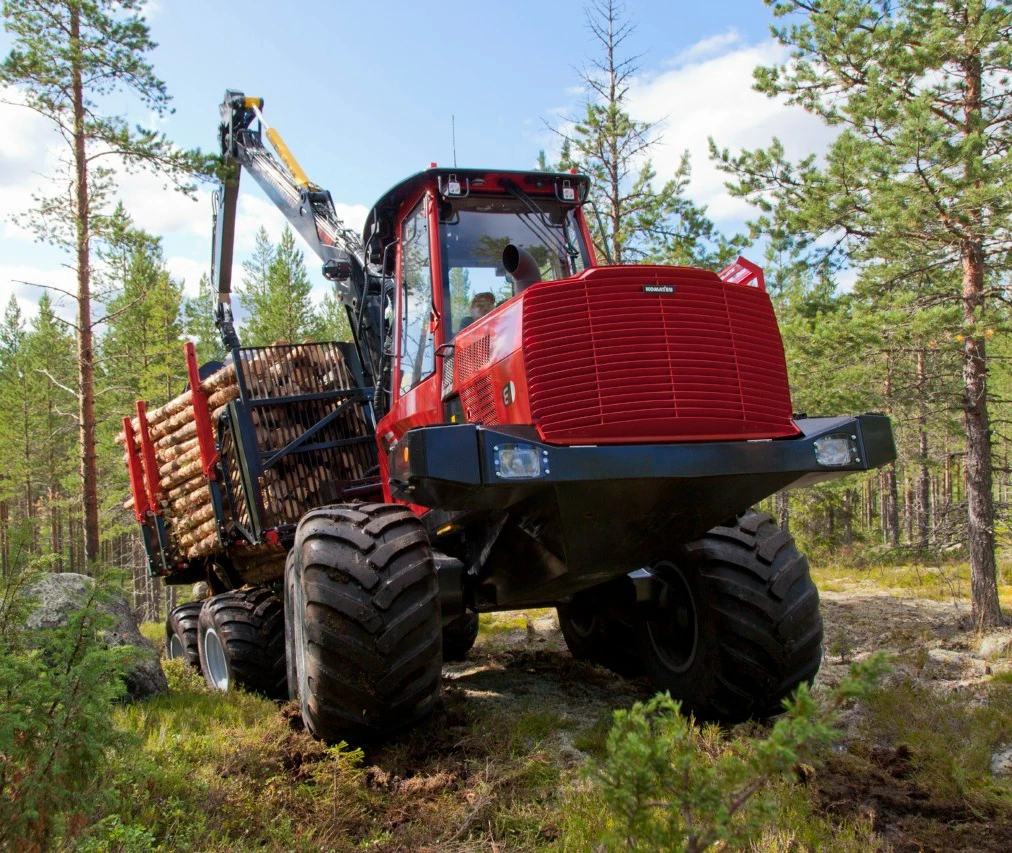 Komatsu 875